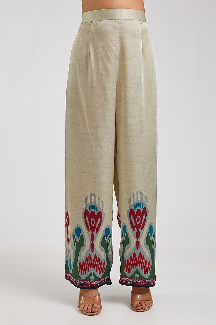Egg Shell White Silk Printed Tunic Set by Rajdeep Ranawat at Pernia's Pop Up Shop