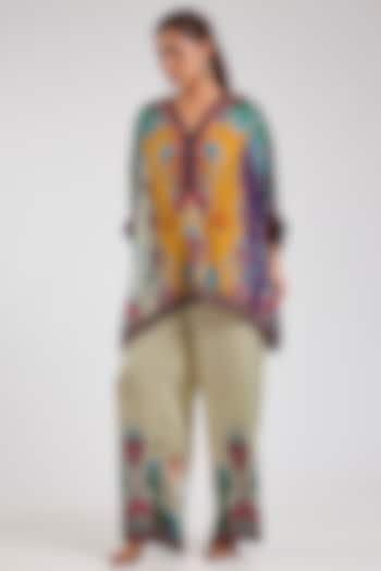 Mustard Silk Printed Tunic Set by Rajdeep Ranawat at Pernia's Pop Up Shop