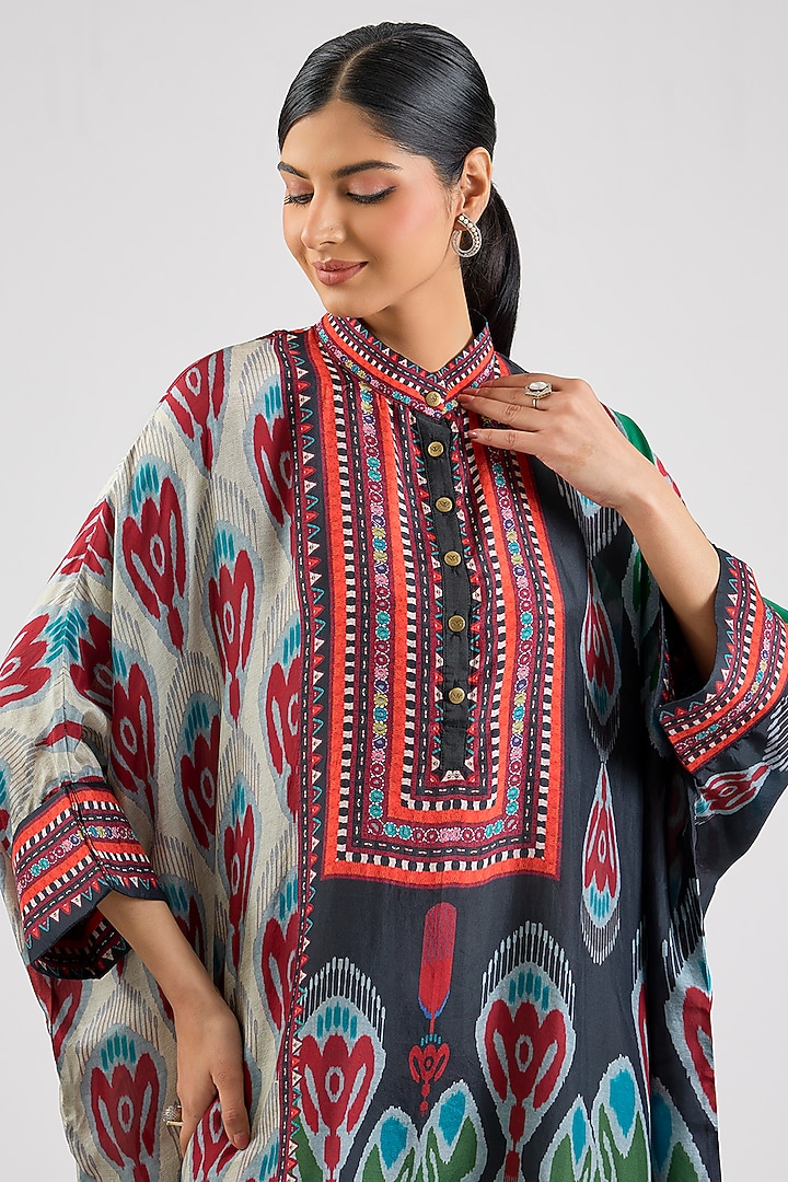 Charcoal Silk Printed Tunic Set by Rajdeep Ranawat at Pernia's Pop Up Shop