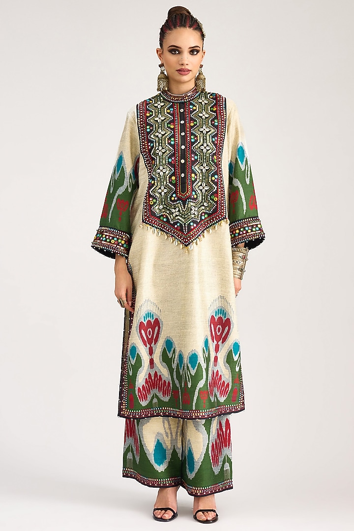 Eggshell Silk Embroidered & Printed Kurta Set by Rajdeep Ranawat at Pernia's Pop Up Shop