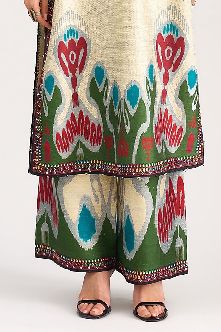 Eggshell Silk Embroidered & Printed Kurta Set by Rajdeep Ranawat at Pernia's Pop Up Shop
