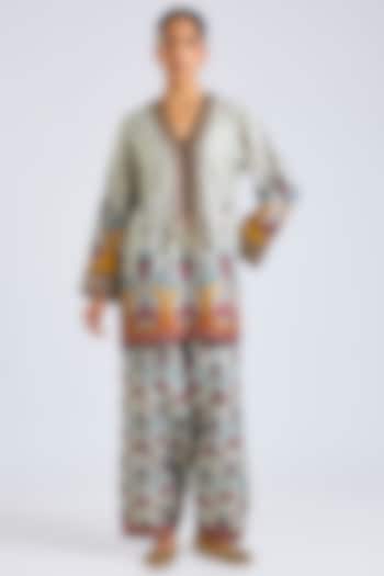 Egg-Shell White Silk Printed Tunic Set by Rajdeep Ranawat at Pernia's Pop Up Shop