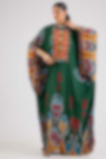 Emerald Bemberg Crepe Kaftan by Rajdeep Ranawat at Pernia's Pop Up Shop