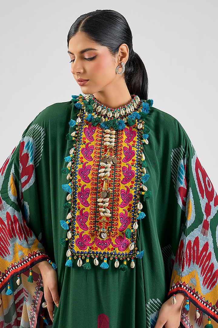 Emerald Green Bemberg Crepe Embroidered Boxy Kaftan by Rajdeep Ranawat at Pernia's Pop Up Shop