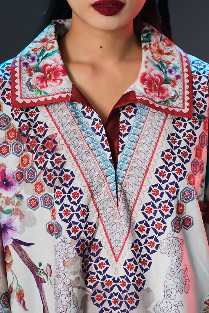 Beige Cotton Poplin Printed Kaftan by Rajdeep Ranawat at Pernia's Pop Up Shop