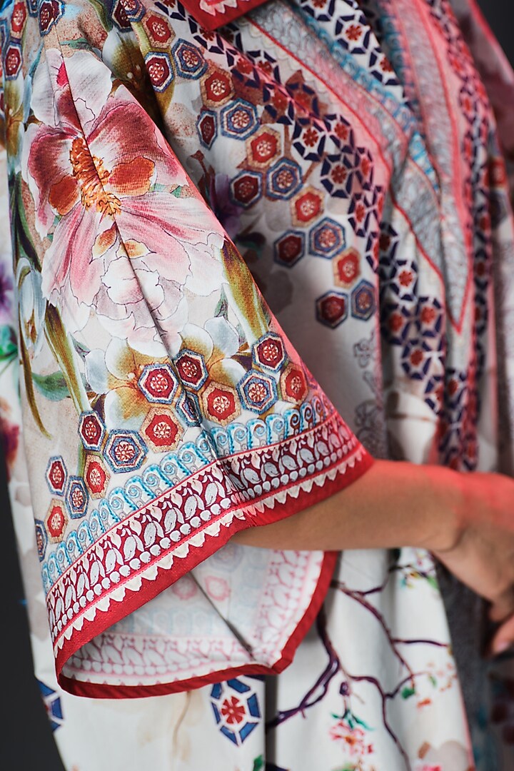 Beige Cotton Poplin Printed Kaftan by Rajdeep Ranawat at Pernia's Pop Up Shop