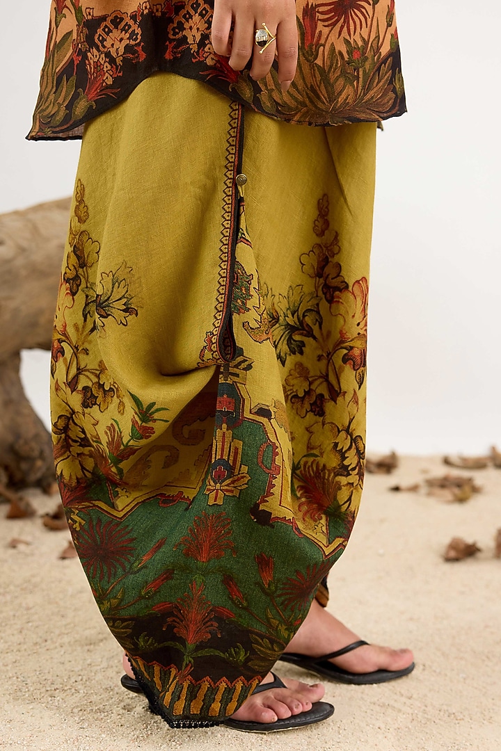 Caramel & Anise Linen Printed Dhoti Pants by Rajdeep Ranawat at Pernia's Pop Up Shop