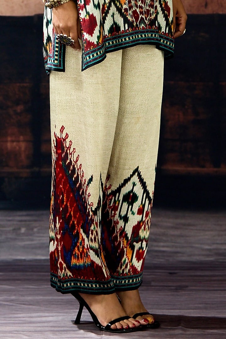 Eggshell & Brick Red Silk Printed Kurta Set by Rajdeep Ranawat at Pernia's Pop Up Shop