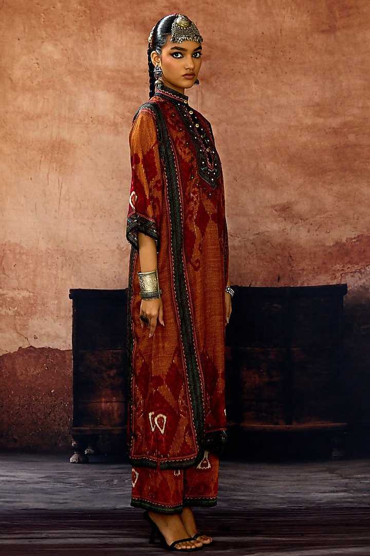 Mustard Silk Paneled Tunic Set by Rajdeep Ranawat at Pernia's Pop Up Shop