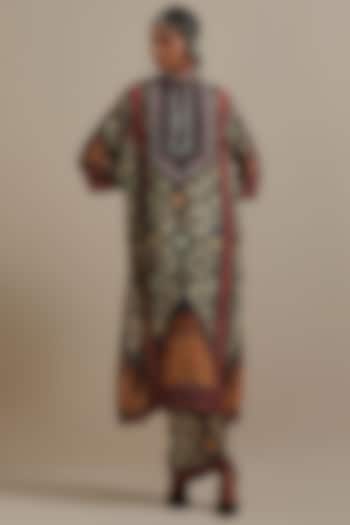 Egg-Shell Silk Printed Kurta Set by Rajdeep Ranawat at Pernia's Pop Up Shop