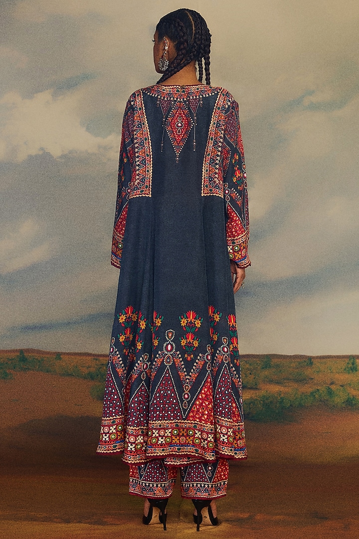 Charcoal Silk Printed Panelled Tunic Set by Rajdeep Ranawat at Pernia's Pop Up Shop
