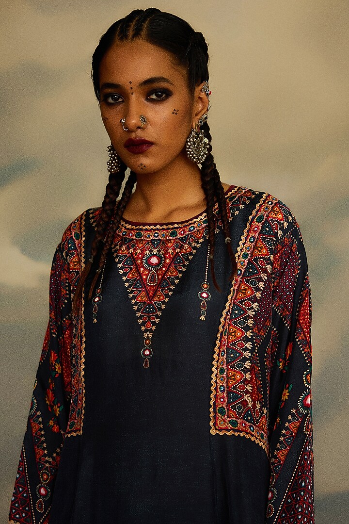 Charcoal Silk Printed Panelled Tunic Set by Rajdeep Ranawat at Pernia's Pop Up Shop