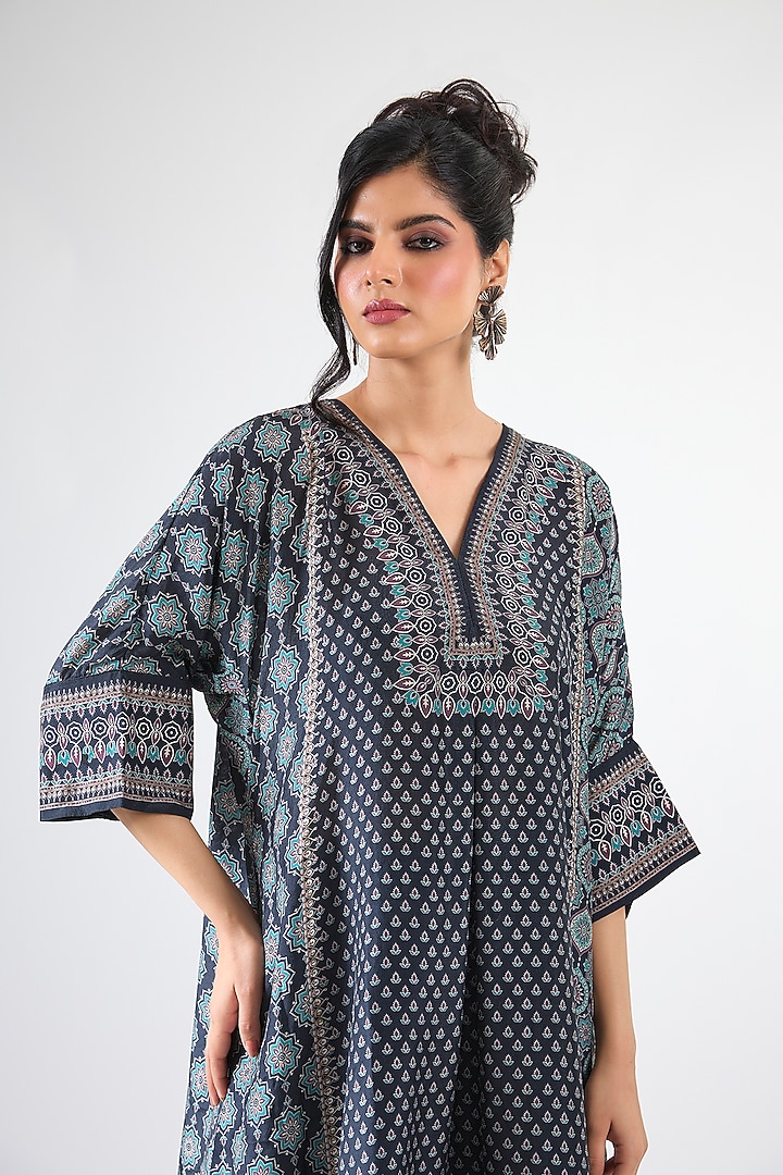 Black Silk & Modal Printed Kimono Tunic Set by Rajdeep Ranawat at Pernia's Pop Up Shop