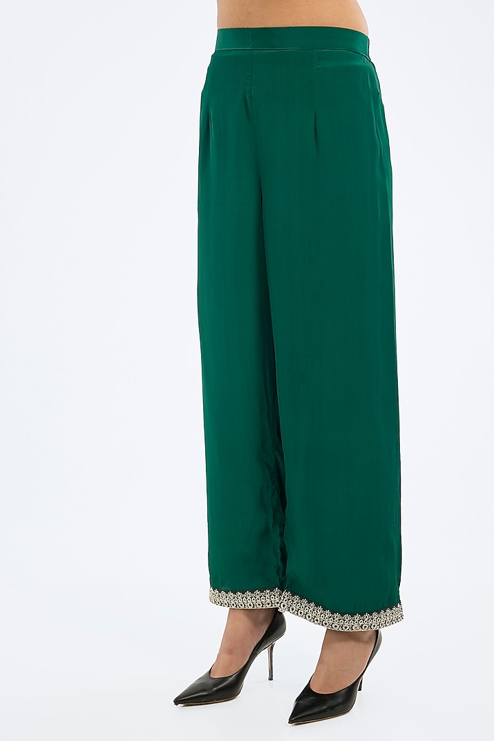 Emerald Green Bemberg Crepe Embroidered Kaftan Set by Rajdeep Ranawat at Pernia's Pop Up Shop
