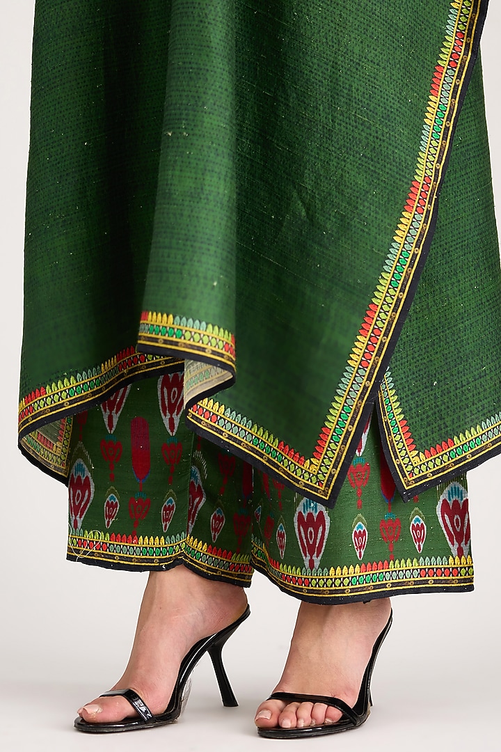 Emerald Green Silk Dupion Printed Pants by Rajdeep Ranawat at Pernia's Pop Up Shop
