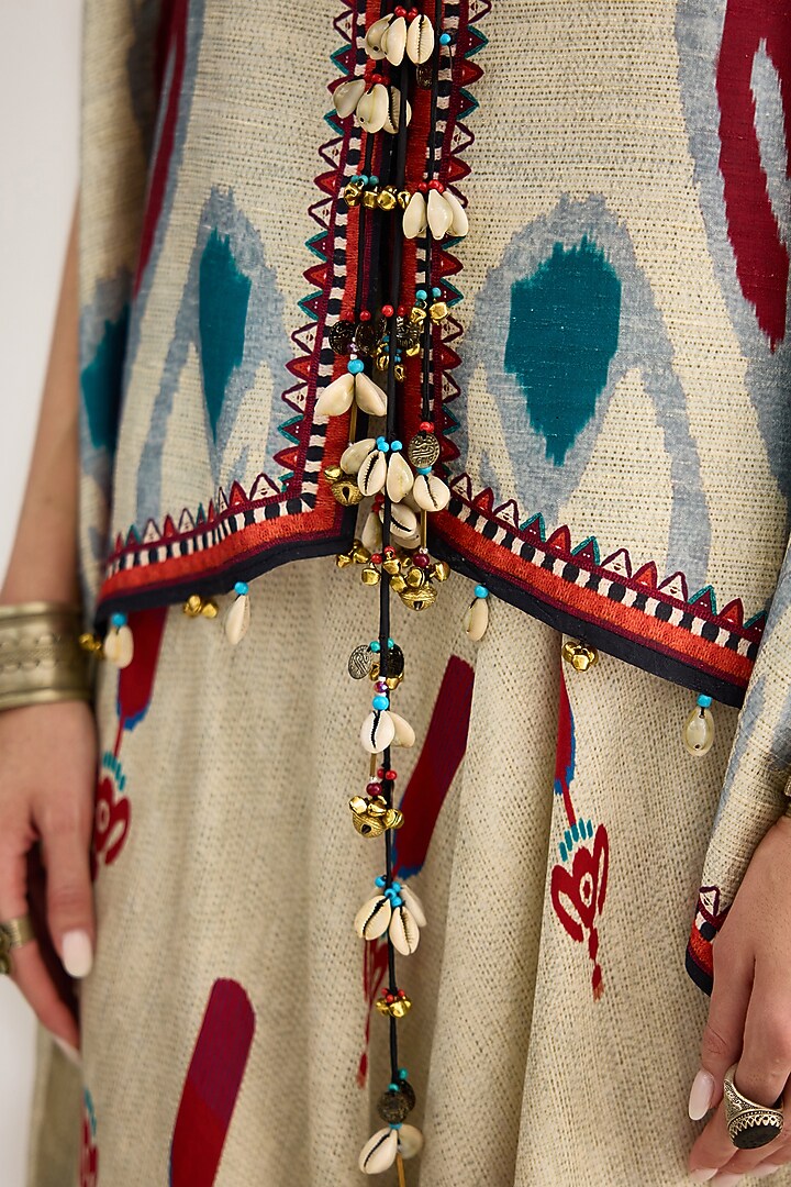 Eggshell White Silk Dupion Printed Cape by Rajdeep Ranawat at Pernia's Pop Up Shop