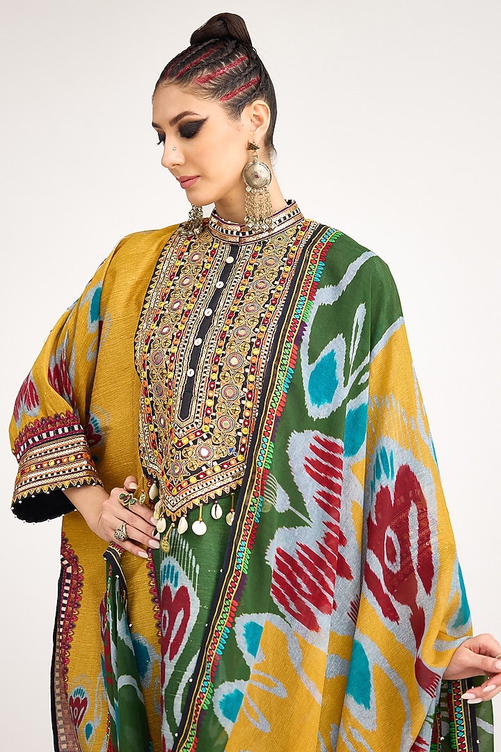 Multi-Colored Silk Chiffon Printed Dupatta by Rajdeep Ranawat at Pernia's Pop Up Shop