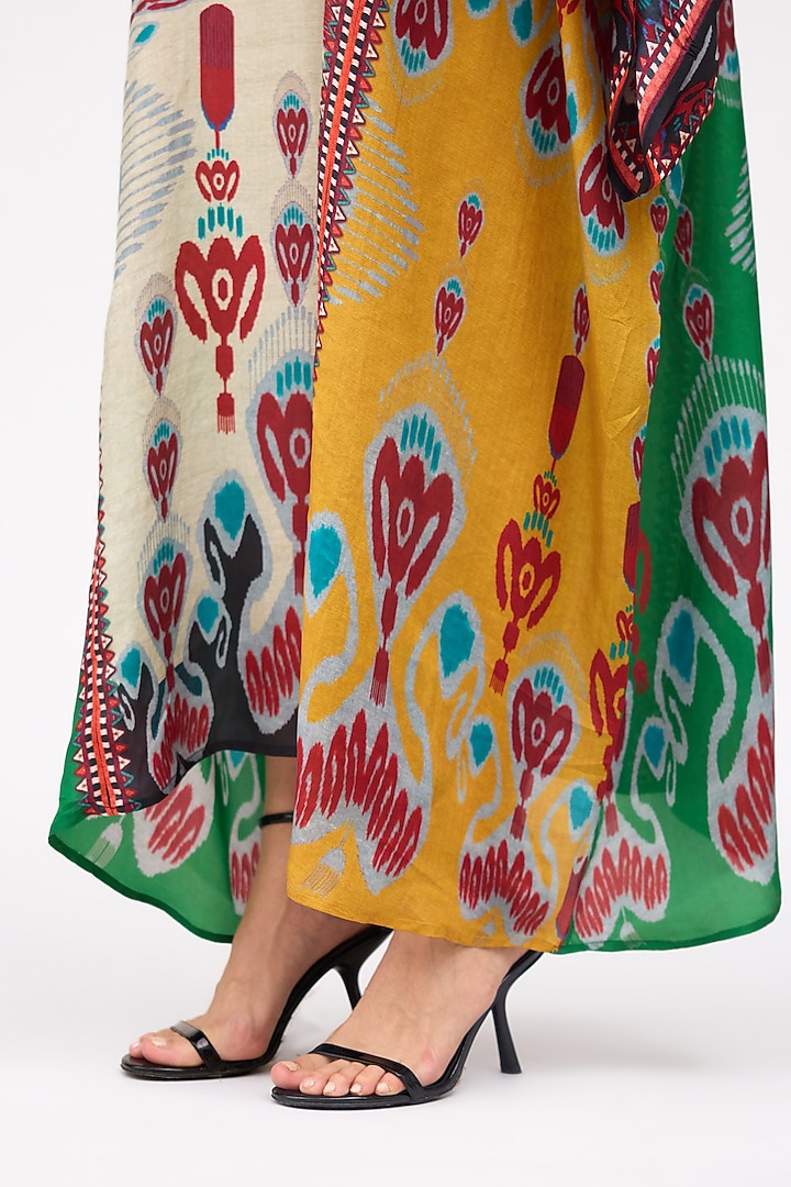 Eggshell White & Turquoise Silk Printed Boxy Kaftan by Rajdeep Ranawat at Pernia's Pop Up Shop