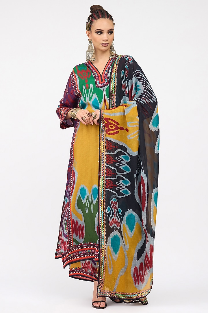 Multi-Colored Silk Chiffon Printed Dupatta by Rajdeep Ranawat at Pernia's Pop Up Shop