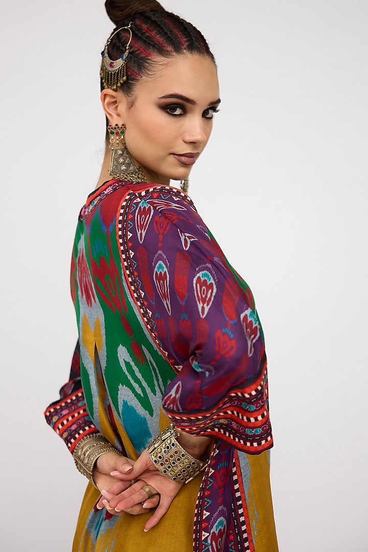 Multi-Colored Silk Chiffon Printed Dupatta by Rajdeep Ranawat at Pernia's Pop Up Shop