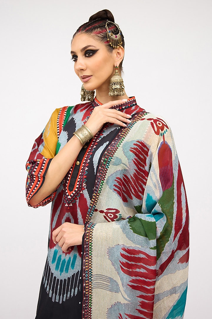 Multi-Colored Silk Chiffon Printed Dupatta by Rajdeep Ranawat at Pernia's Pop Up Shop