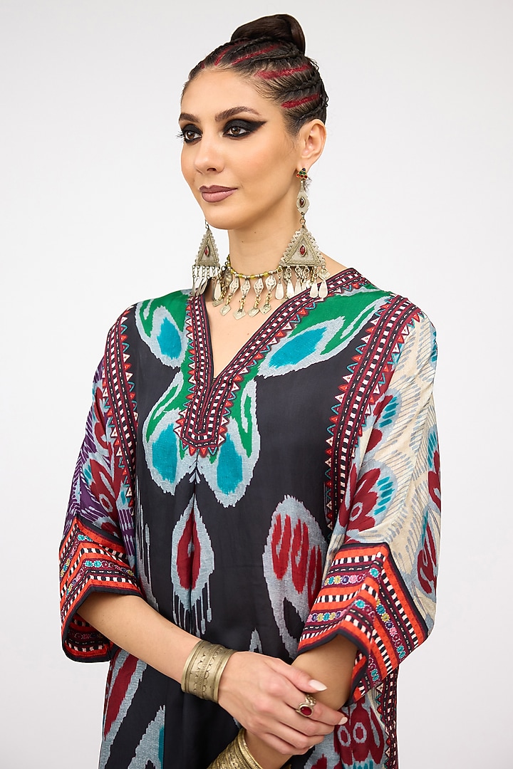 Multicolored Silk Printed Kimono Tunic by Rajdeep Ranawat at Pernia's Pop Up Shop