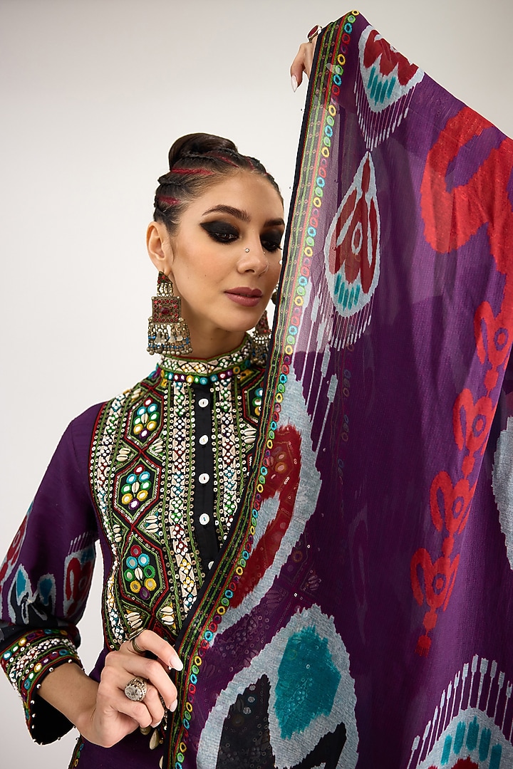Purple Silk Chiffon Printed Dupatta by Rajdeep Ranawat at Pernia's Pop Up Shop