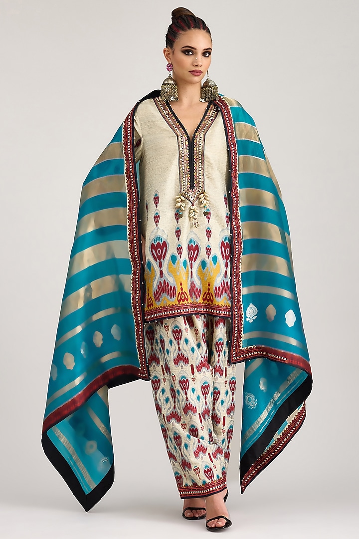 Turquoise Organza Printed Banarasi Dupatta by Rajdeep Ranawat at Pernia's Pop Up Shop