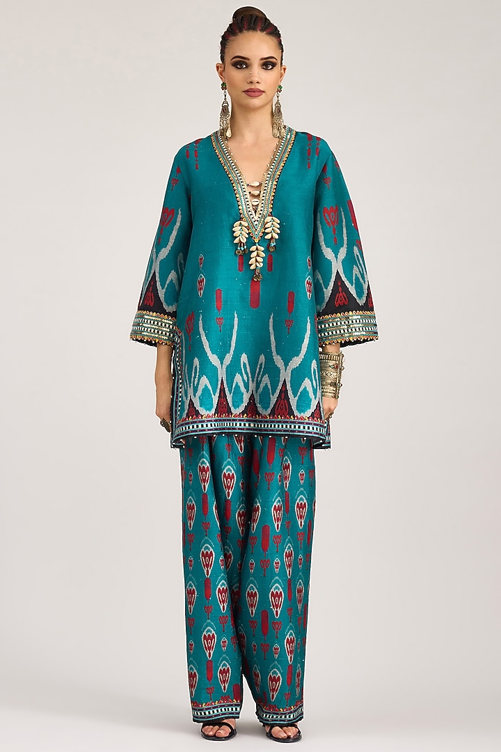 Turquoise Silk Dupion Print & Embroidered Tunic by Rajdeep Ranawat at Pernia's Pop Up Shop