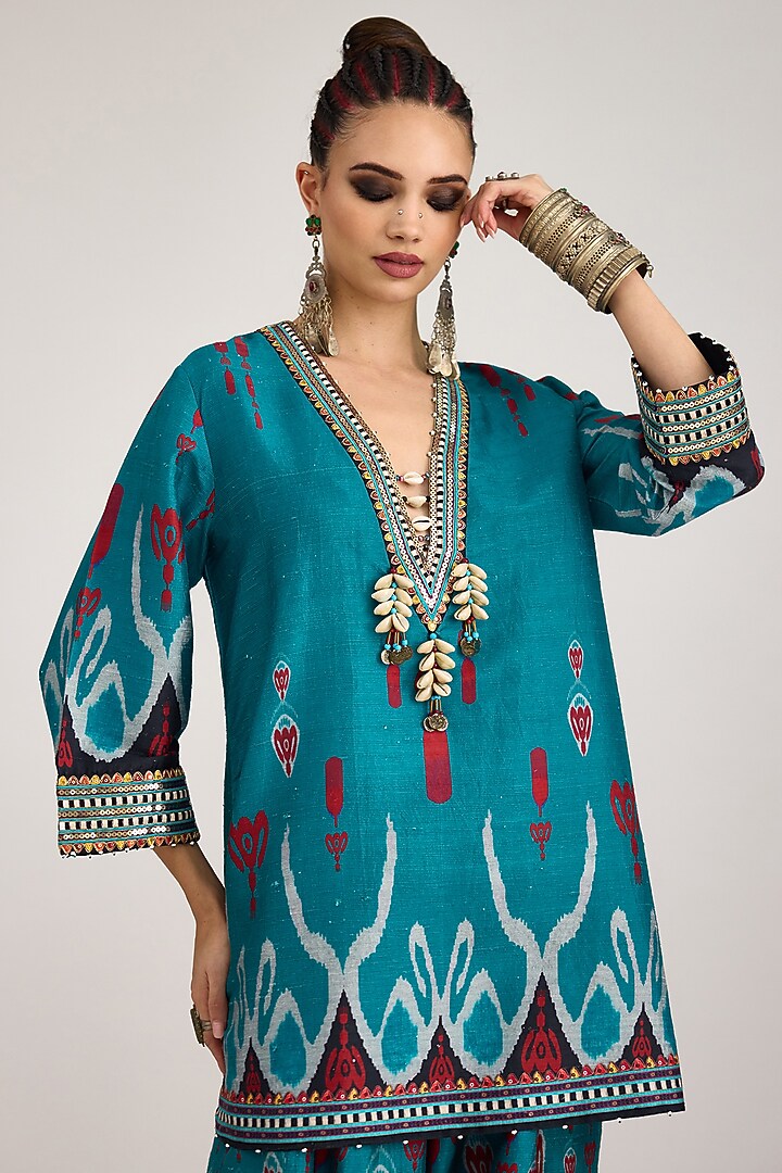Turquoise Silk Dupion Print & Embroidered Tunic by Rajdeep Ranawat at Pernia's Pop Up Shop