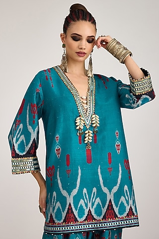 Turquoise Silk Dupion Print & Embroidered Tunic by Rajdeep Ranawat