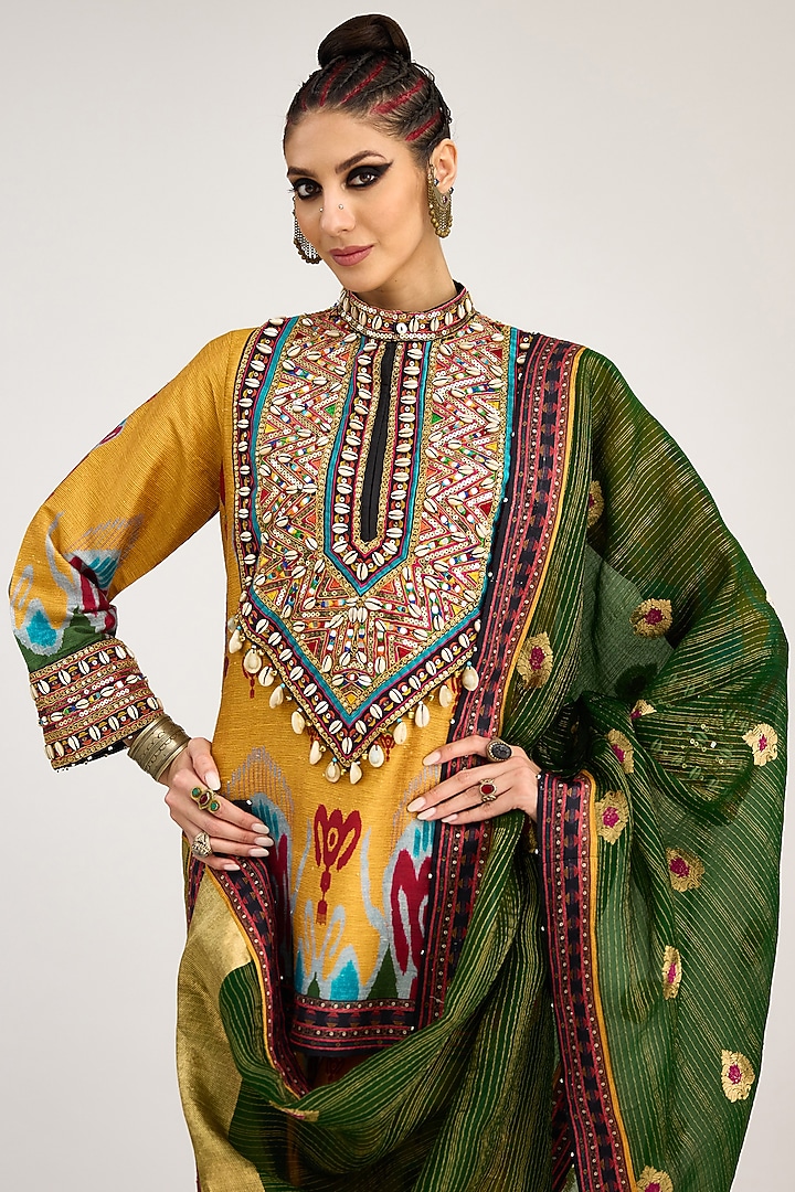 Emerald Green Organza Printed Banarasi Dupatta by Rajdeep Ranawat at Pernia's Pop Up Shop