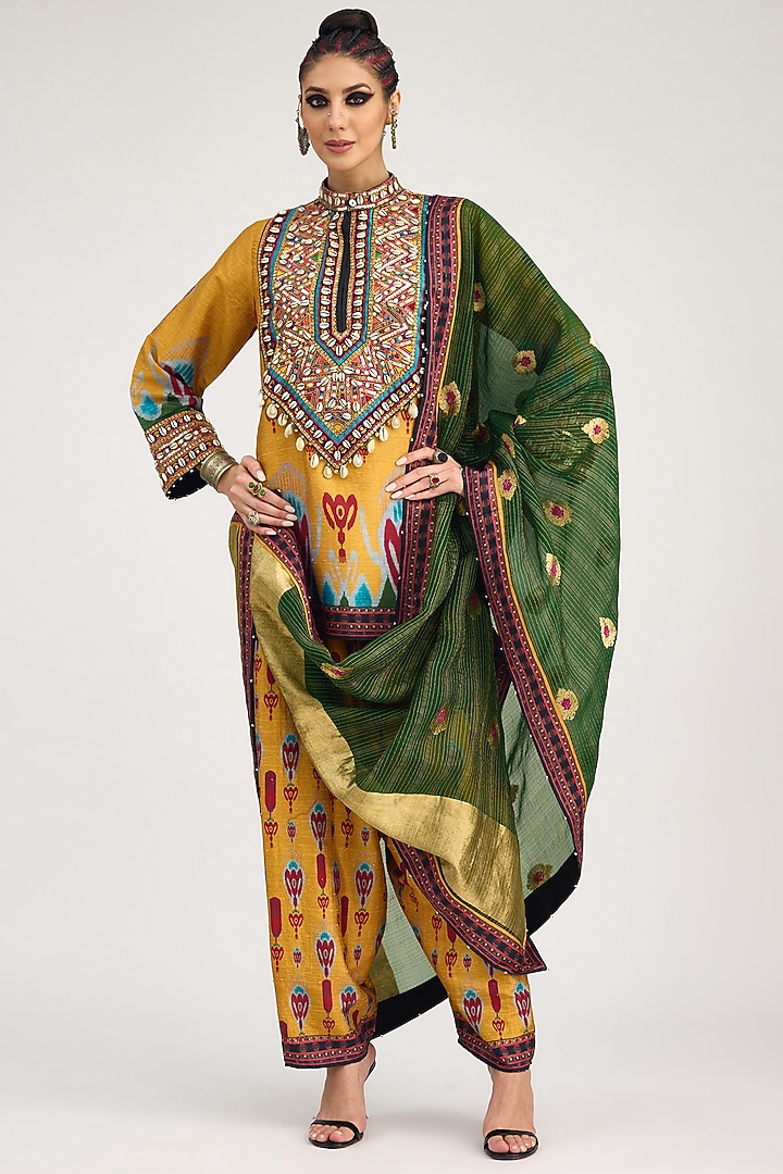 Emerald Green Organza Printed Banarasi Dupatta by Rajdeep Ranawat at Pernia's Pop Up Shop