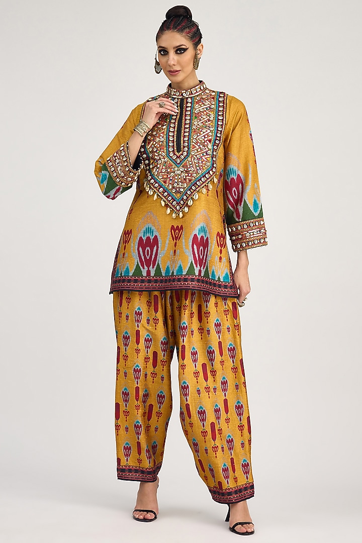 Mustard Silk Dupion Printed Salwar Pants by Rajdeep Ranawat at Pernia's Pop Up Shop