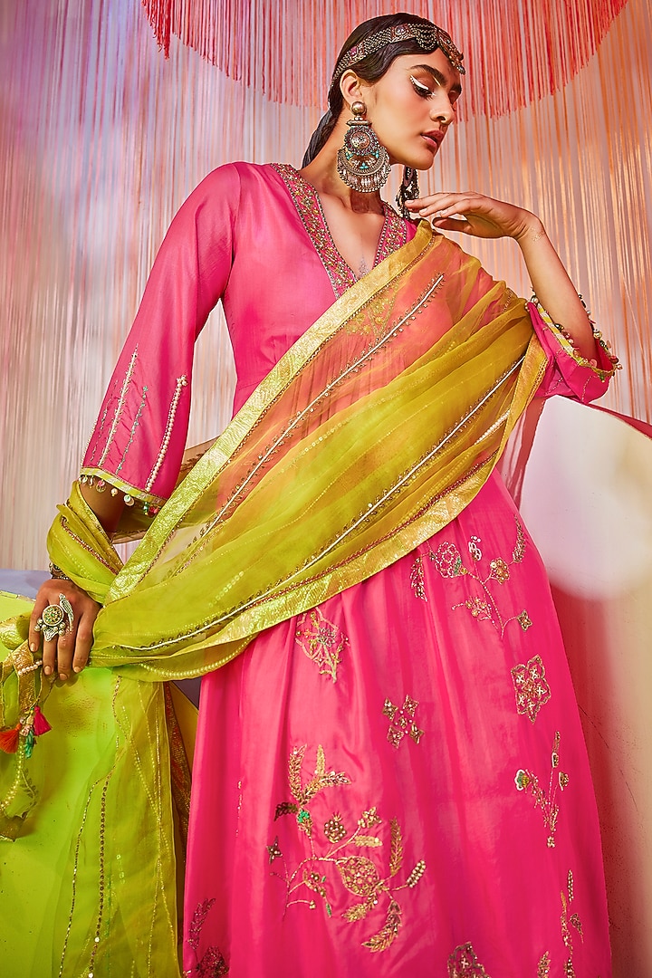 Hot Pink Silk Hand Embroidered Kurta Set by Raji ramniq at Pernia's Pop Up Shop