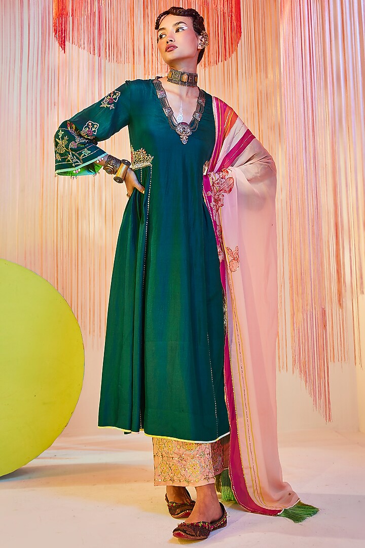 Teal Green Silk Hand Embroidered Kurta Set by Raji ramniq at Pernia's Pop Up Shop