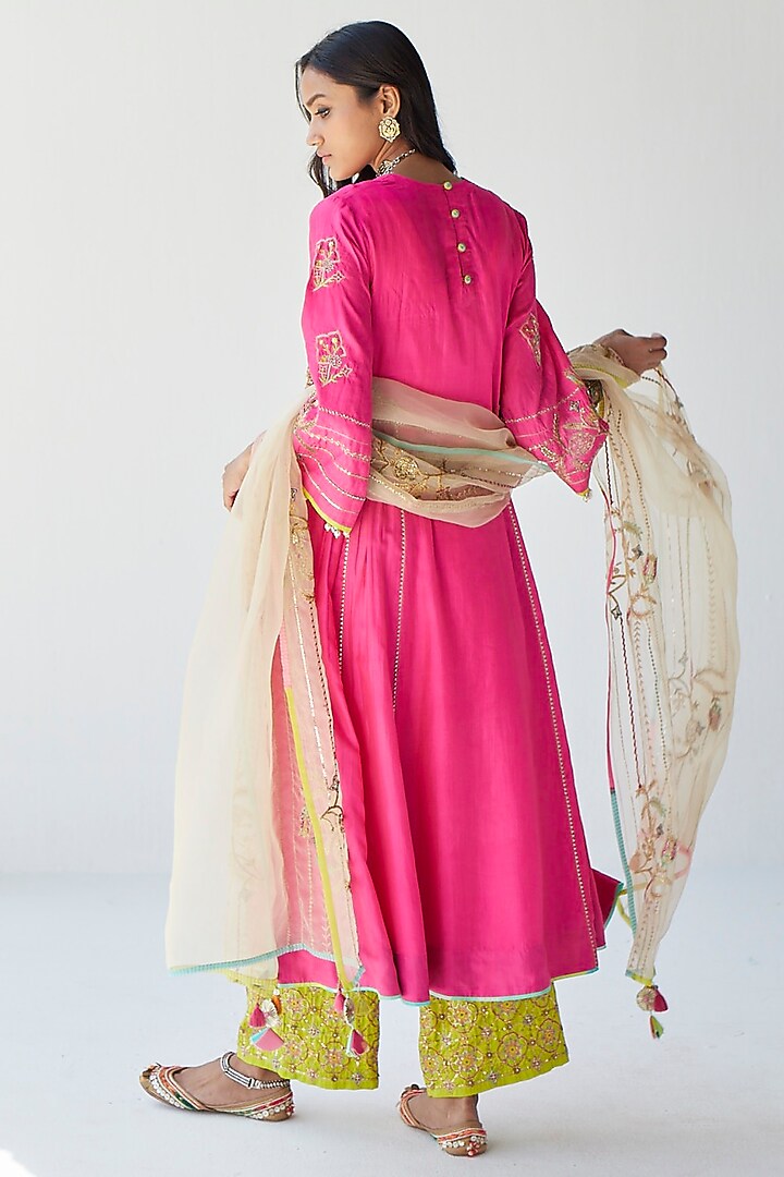 Hot Pink Silk Hand Embroidered Kurta Set by Raji ramniq at Pernia's Pop Up Shop