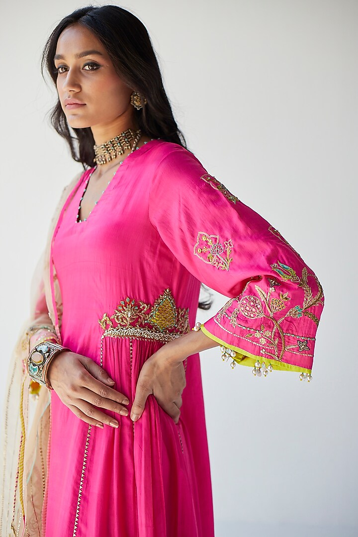 Hot Pink Silk Hand Embroidered Kurta Set by Raji ramniq at Pernia's Pop Up Shop
