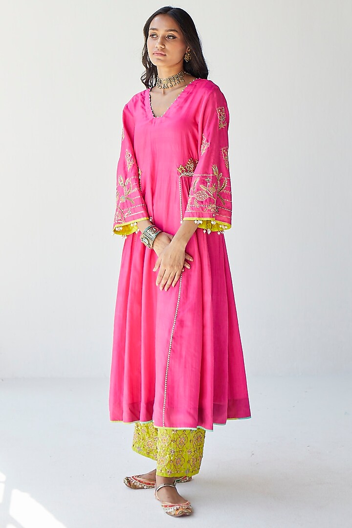 Hot Pink Silk Hand Embroidered Kurta Set by Raji ramniq at Pernia's Pop Up Shop