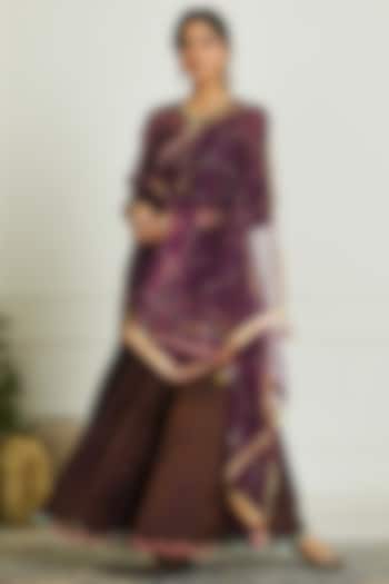 Purple Organza Hand Embroidered Short Kurta Set by Raji ramniq at Pernia's Pop Up Shop