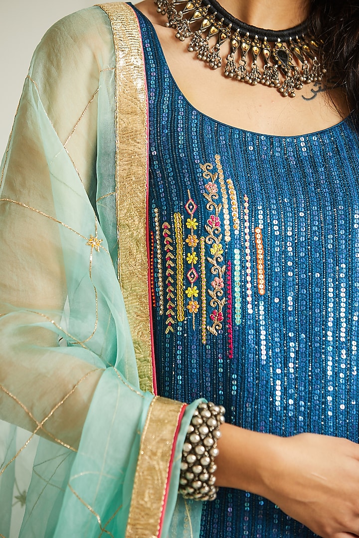 Teal Blue Silk Hand Embroidered Kurta Set by Raji ramniq at Pernia's Pop Up Shop