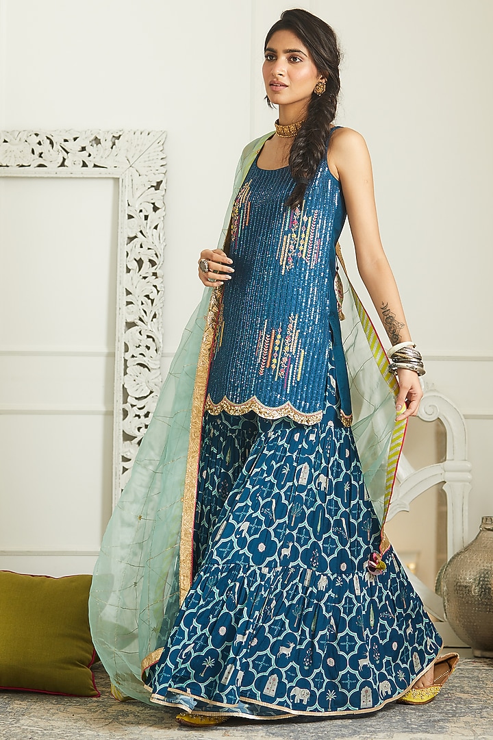 Teal Blue Silk Hand Embroidered Kurta Set by Raji ramniq at Pernia's Pop Up Shop