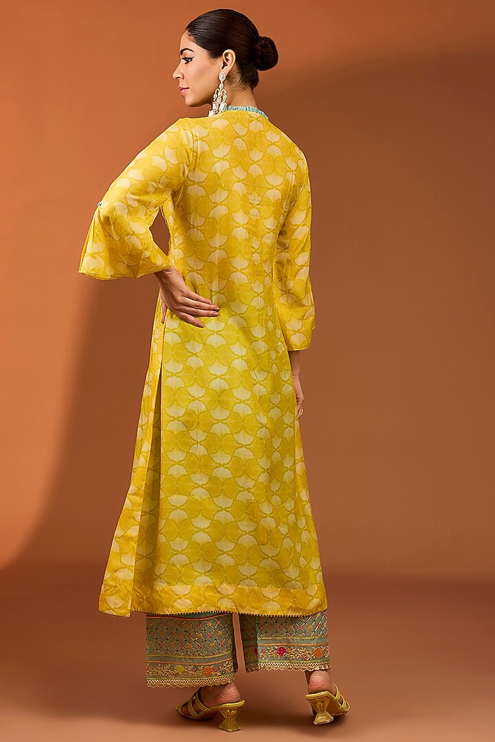 Yellow Cotton Silk Printed & Hand Embroidered Pintuck Kurta Set by Raji ramniq at Pernia's Pop Up Shop