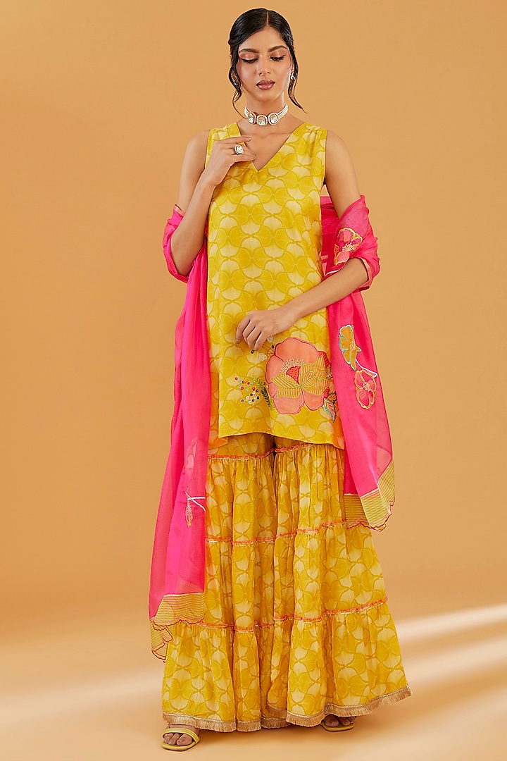 Yellow Cotton Silk Printed Tiered Gharara Set by Raji Ramniq at Pernia's Pop Up Shop