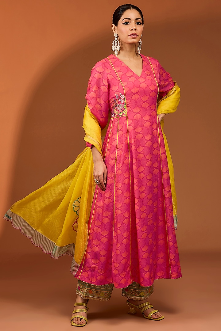 Magenta Cotton Silk Printed & Hand Embroidered Kalidar Kurta Set by Raji ramniq