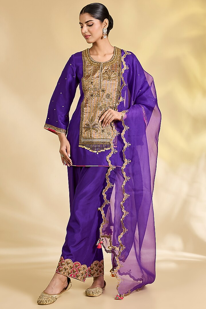 Purple Silk Hand Embroidered Short Kurta Set by Raji Ramniq at Pernia's Pop Up Shop