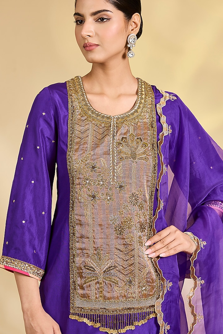 Purple Silk Hand Embroidered Short Kurta Set by Raji Ramniq at Pernia's Pop Up Shop