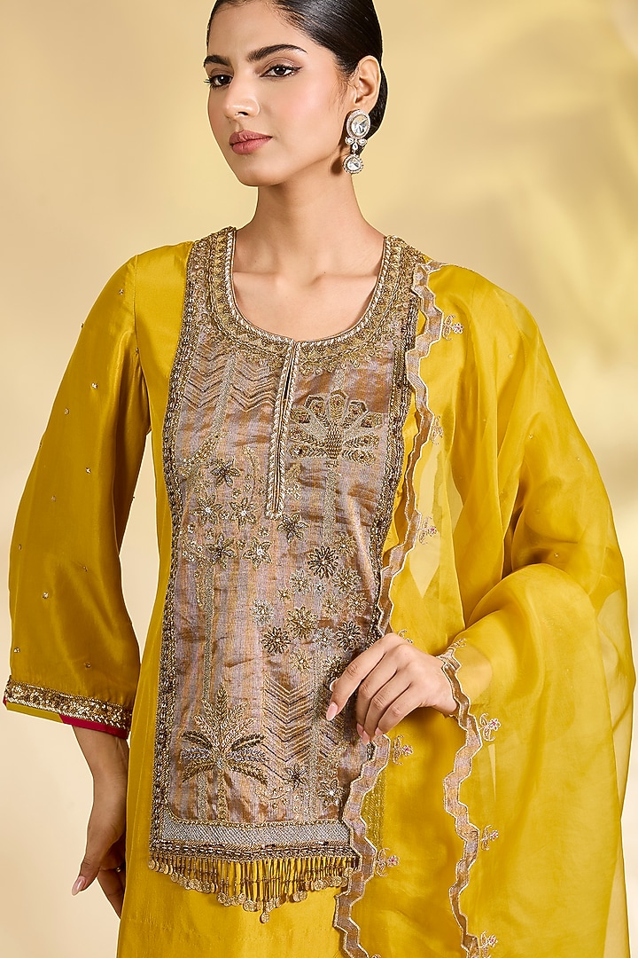 Yellow Silk Hand Embroidered Short Kurta Set by Raji Ramniq at Pernia's Pop Up Shop
