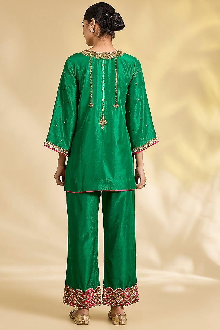 Bottle Green Silk Hand Embroidered Short Kurta Set by Raji Ramniq at Pernia's Pop Up Shop