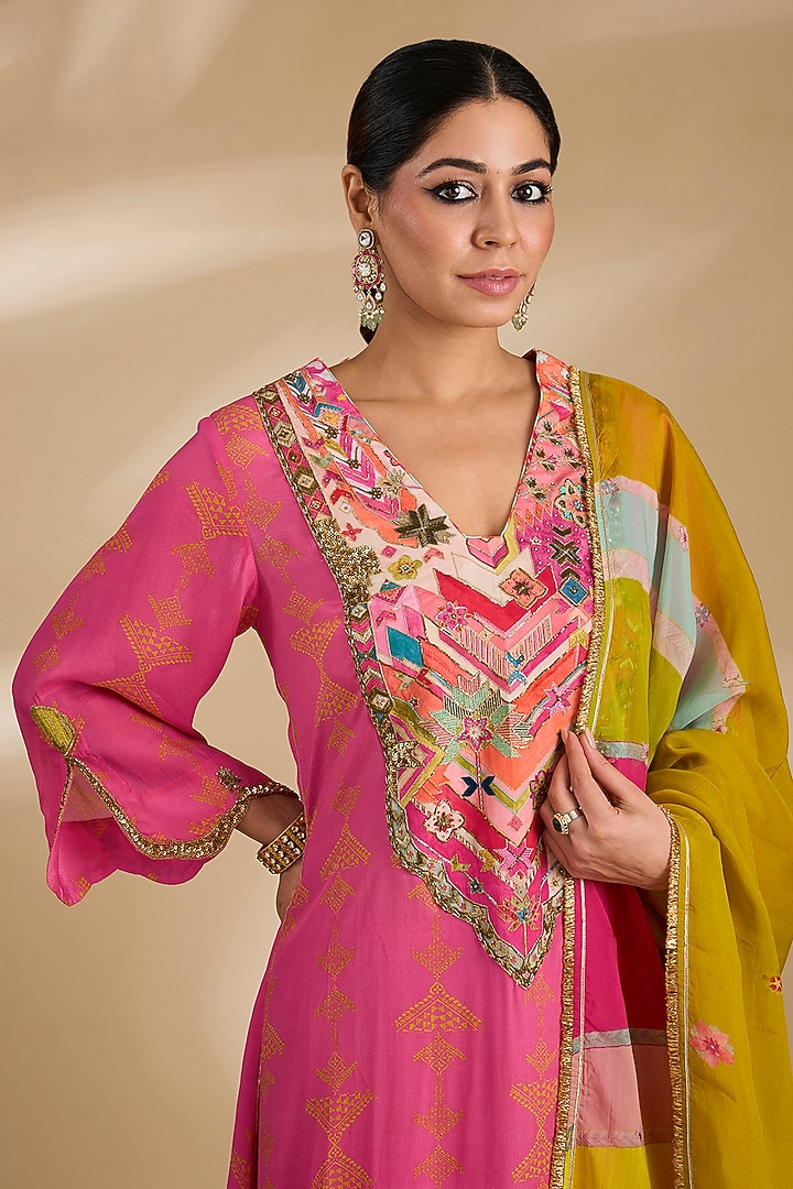 Pink Crepe & Modal Satin Phulkari Printed A-Line Kurta Set by Raji ramniq at Pernia's Pop Up Shop